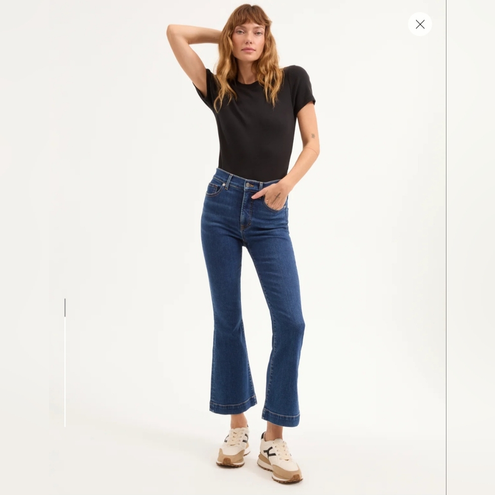 Veronica Beard Carson Kick-Flare Medium-Wash Denim High-Rise Jean 29 EUC